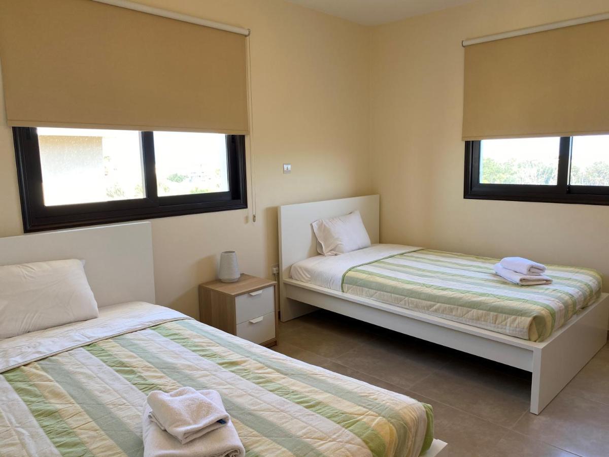 Kyklades Resort & Spa Paralimni Exterior foto