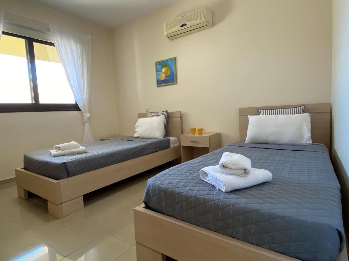 Kyklades Resort & Spa Paralimni Exterior foto